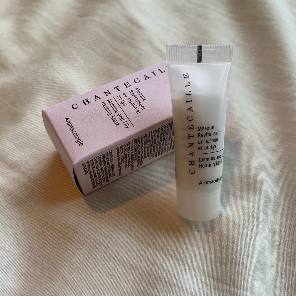 💎 2/$12 NWT Chantecaille Mask! 💎